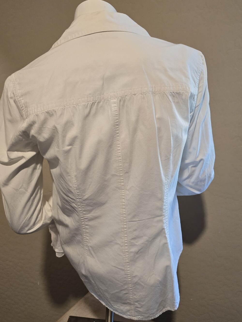 women's white blouse - Picture 5 of 7